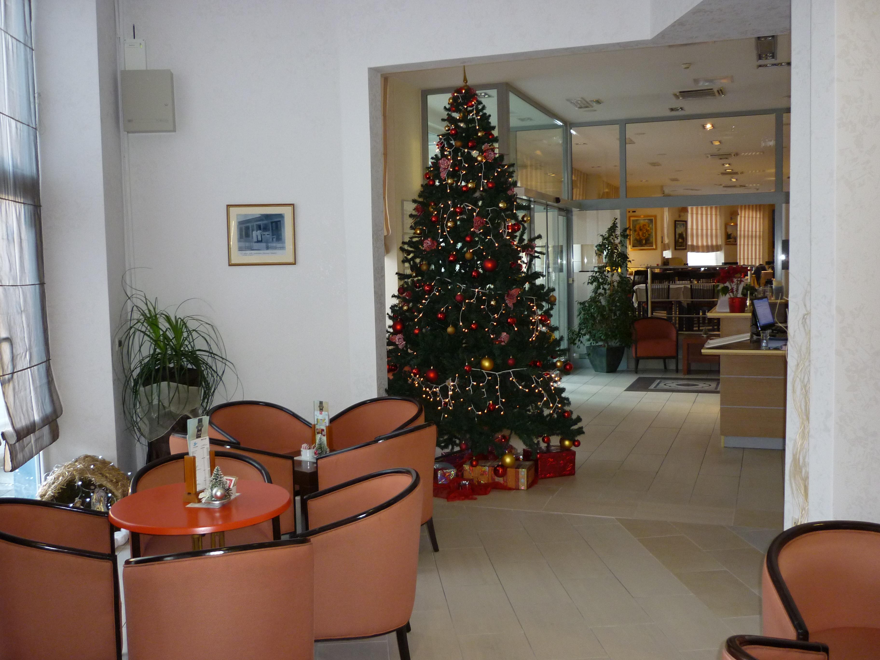Hotel Park Ловран Экстерьер фото